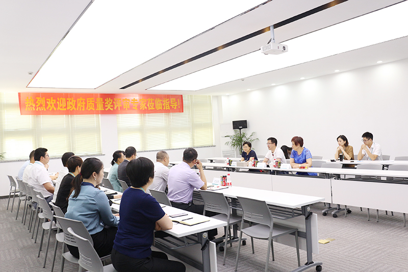 杭州遠(yuǎn)大生物制藥有限公司等杭州市三家企業(yè)榮膺“2018江干區(qū)政府質(zhì)量獎”殊榮，成為質(zhì)量管理先進(jìn)標(biāo)桿企業(yè)。